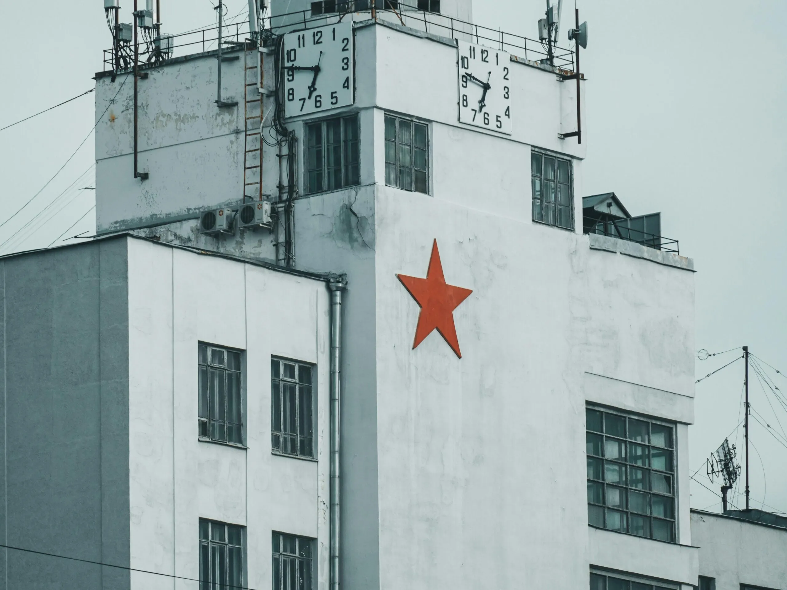 Despertar da identidade cultural: cultura e consciência material